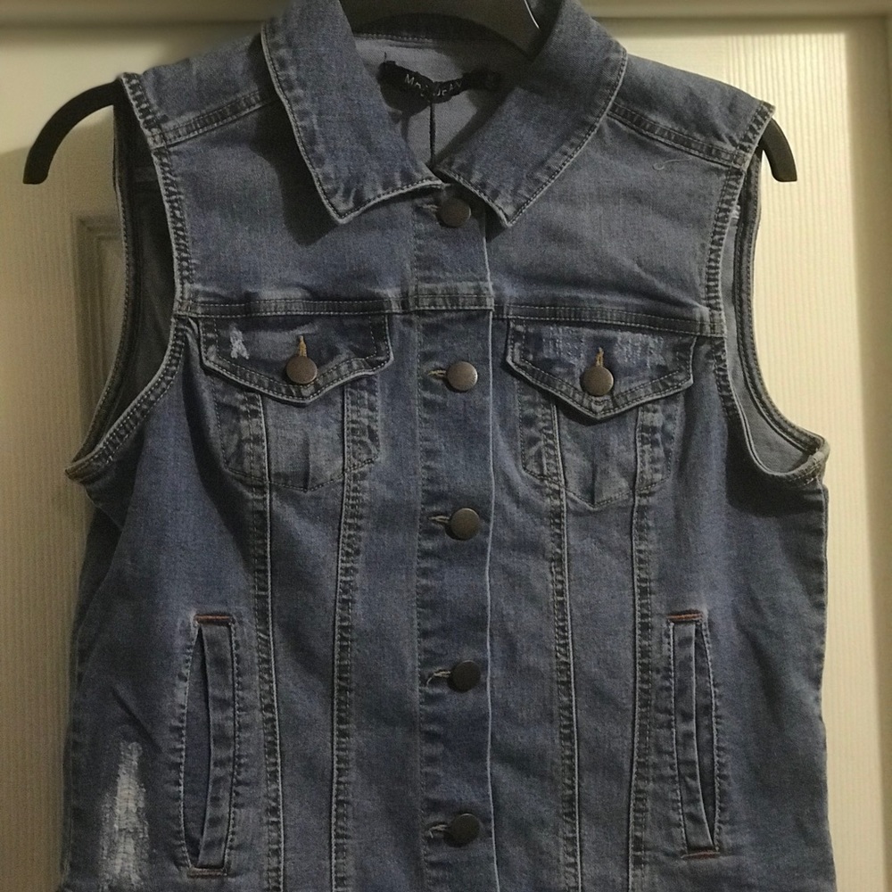 Max Jeans Sleeveless Jean Jacket